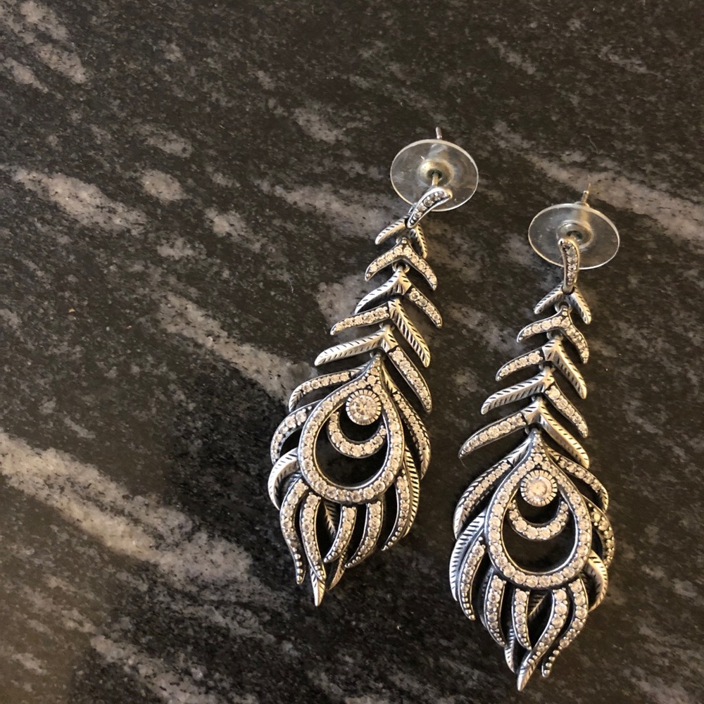 Kendra Scott Feather Earrings